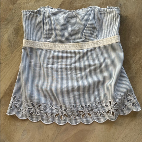 Lilly Pulitzer Blue and White Striped Eyelet Strapless boned top 8 - Picture 2 of 4